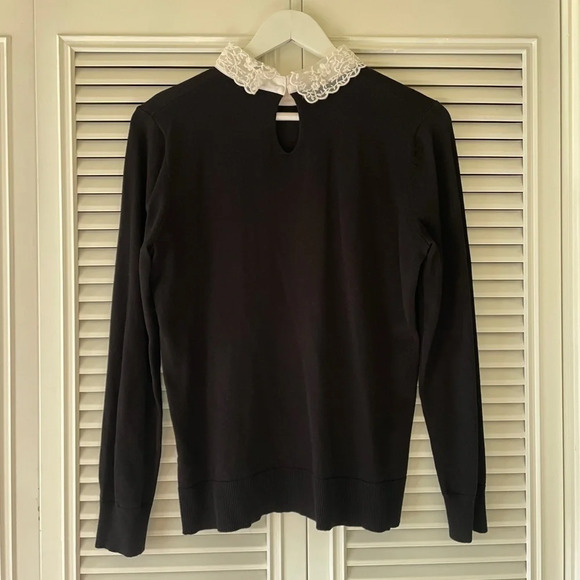 Cable & Gauge Black Sweater w/Lace Collar SZ M - Picture 2 of 6